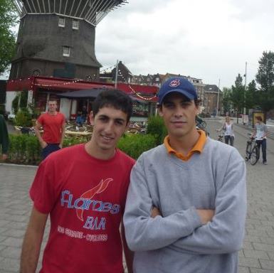 480292_10151128476496439_1449851501_n